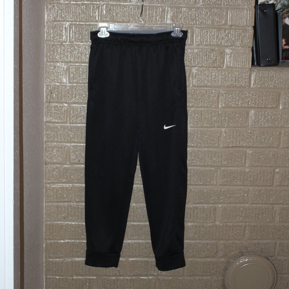 Boys Nike Therma Fit Sweat Pants